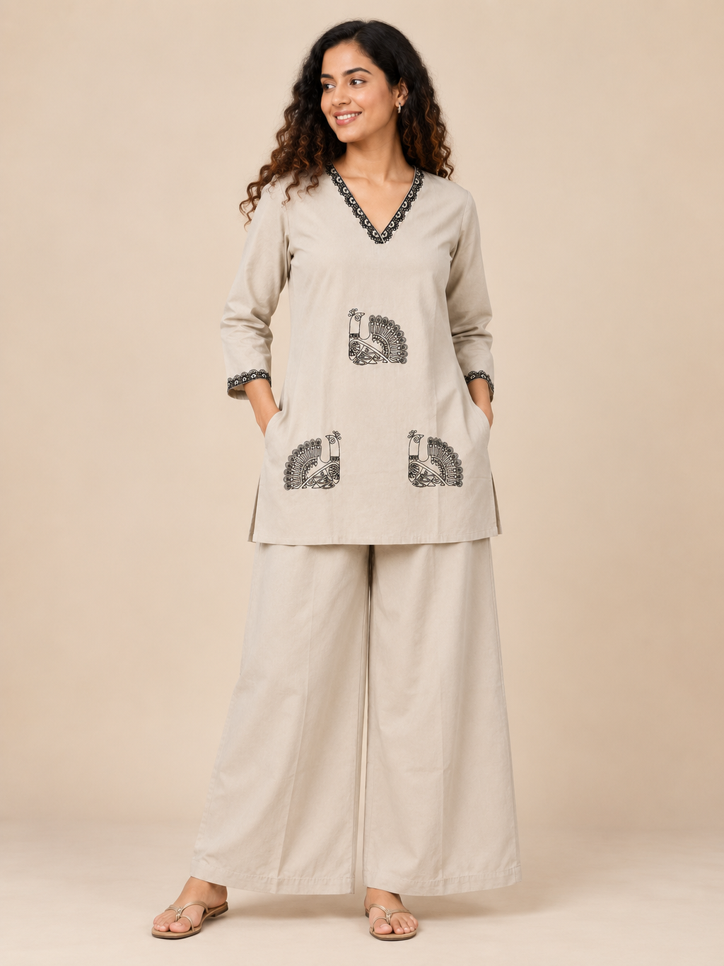 CREAM WHITE STRAIGHT LINE CO-ORD SET FOR DAY EVENT