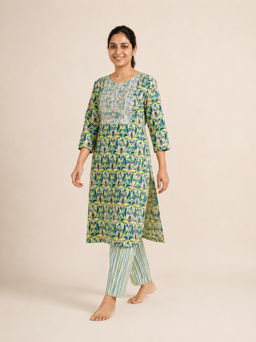 GREEN COLOUR COTTON KURTA WITH PANT FOR CASUAL WEAR