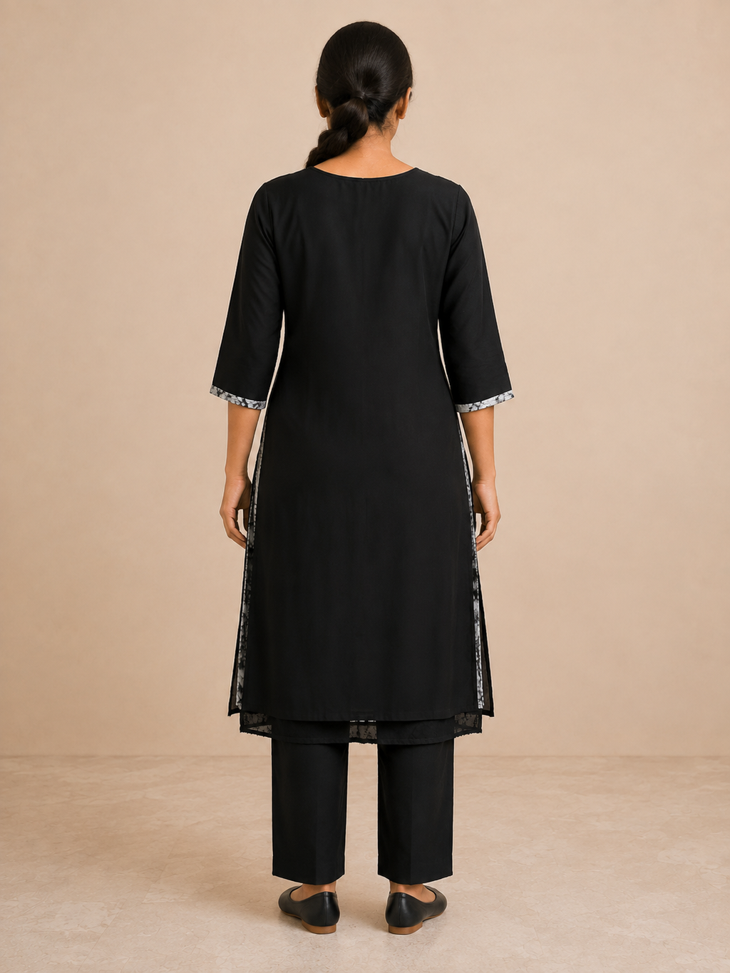 WHITE COTTON STRAIGHT LINE KURTA FOR CASUAL WEAR